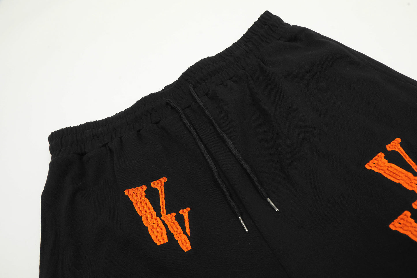 VLONE Black/White/Beige Cotton Shorts