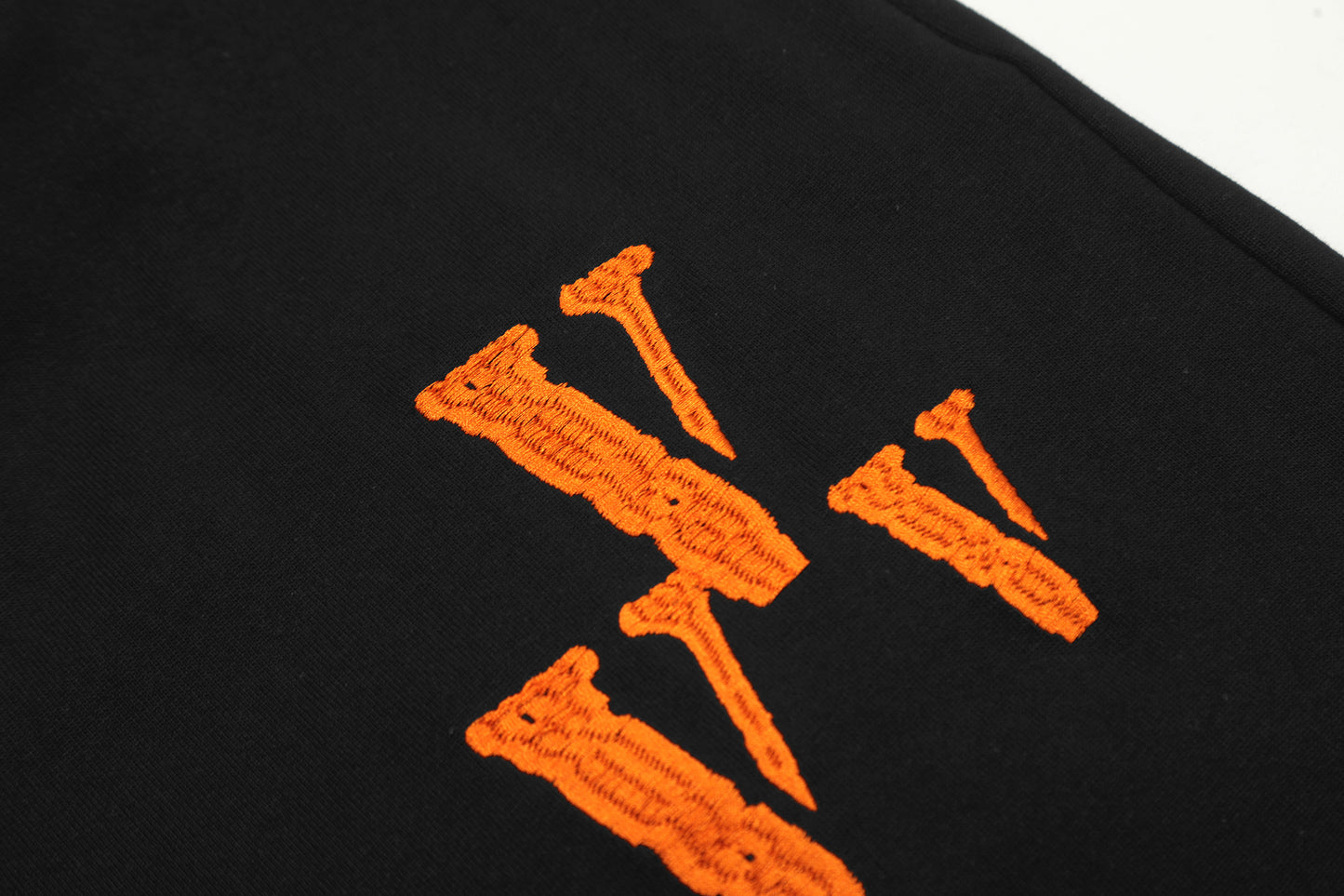 VLONE Black/White/Beige Cotton Shorts